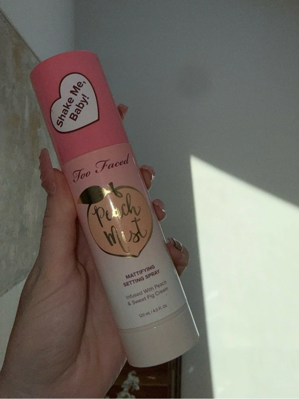 Too Faced Peach Mist Mattifying Setting Spray - Pink Peach Gold